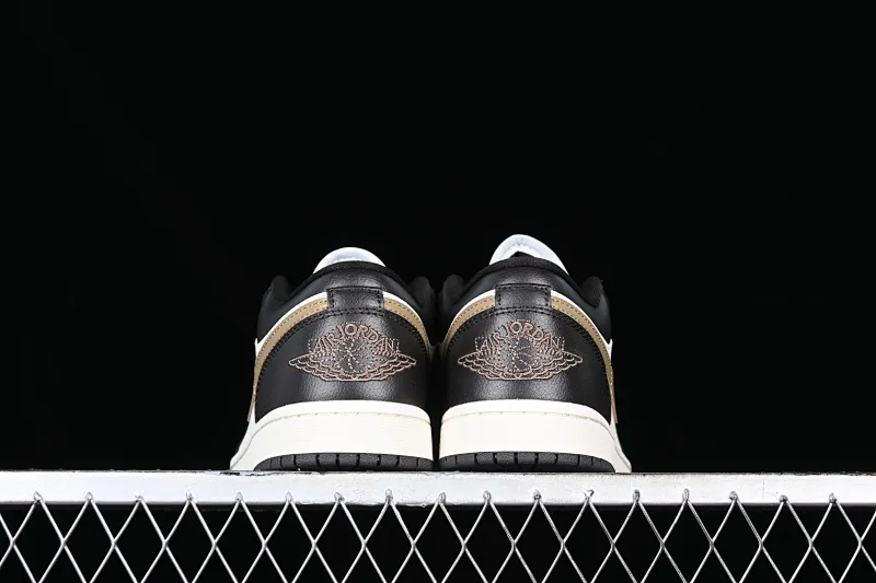 All categories Air Jordan Jordan series basketball shoes Air Jordan 1 Low G version pure original Air Jordan 1 Low AJ1 Joe 1 white coffee color low-top cultural casual sneakers DC0774-200